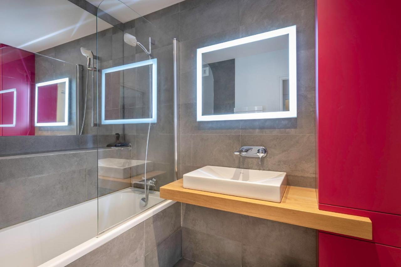 En Plein Coeur De Ville Bel Appartement Pour 6 Nantes Luaran gambar